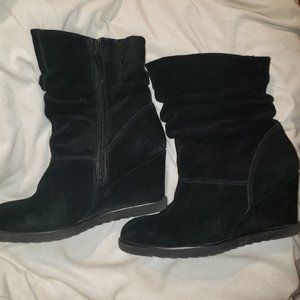 Black boots